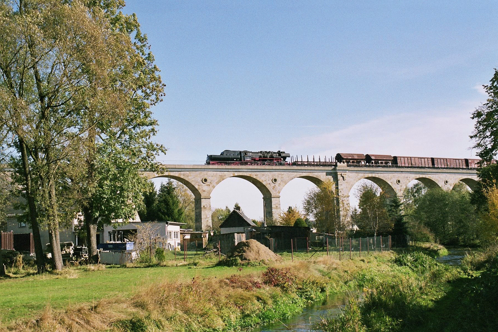 52 8080 auf Putzkauer Viadukt