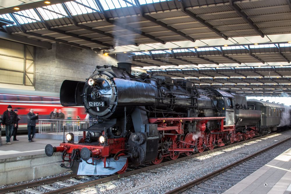 52 8131-6 im Chemnitzer Hauptbahnhof am 20.12.2015...