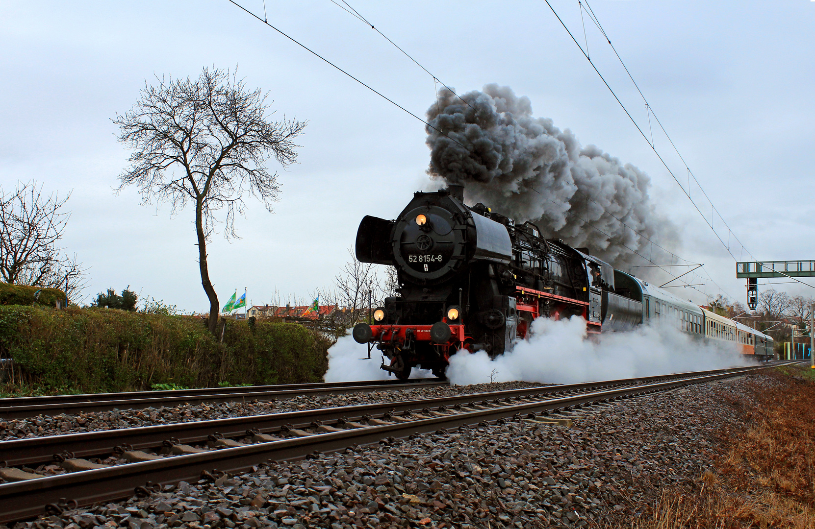 52 8154-8 auf Sonderfahrt...