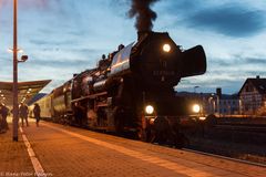 52 8154 macht sich abfahrbereit in Wernigerode