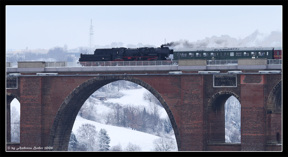 528075 auf der Göltzschtalbrücke (1)