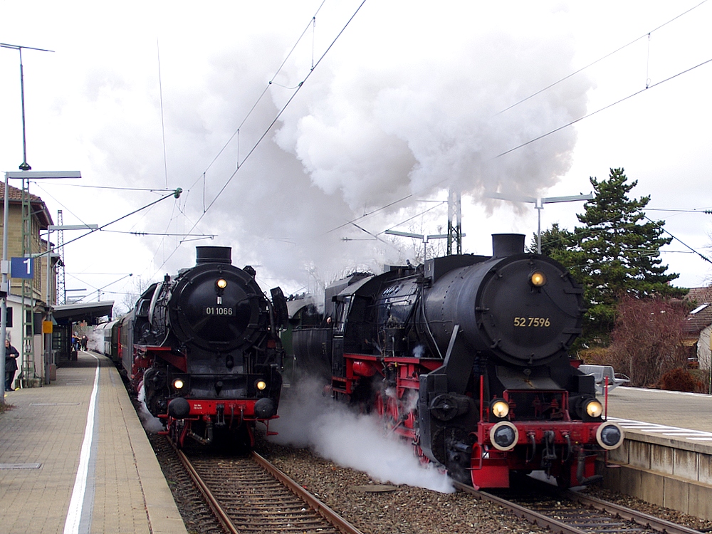 52er hat Vorfahrt Foto & Bild | historische eisenbahnen, museale bahnen ...