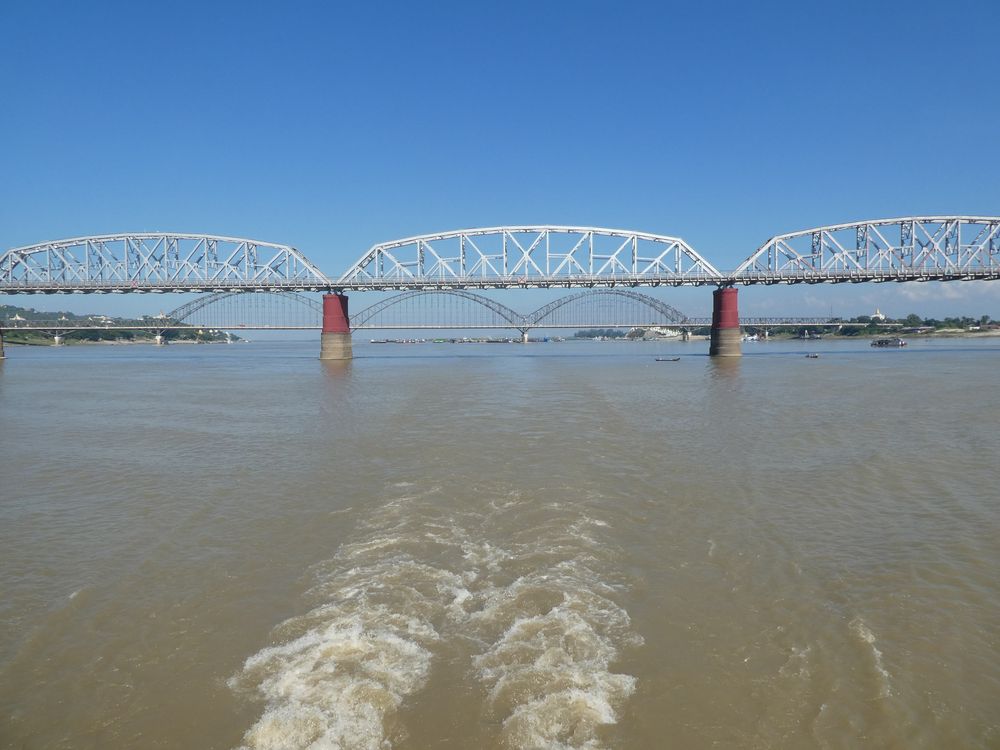 Irgendwo auf dem Irrawaddy River in Myanmar von Reinhard Silwar