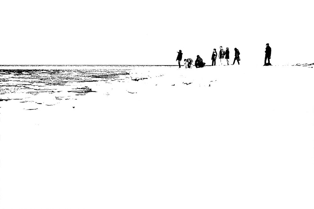 Menschen am Strand von Linda Norden 
