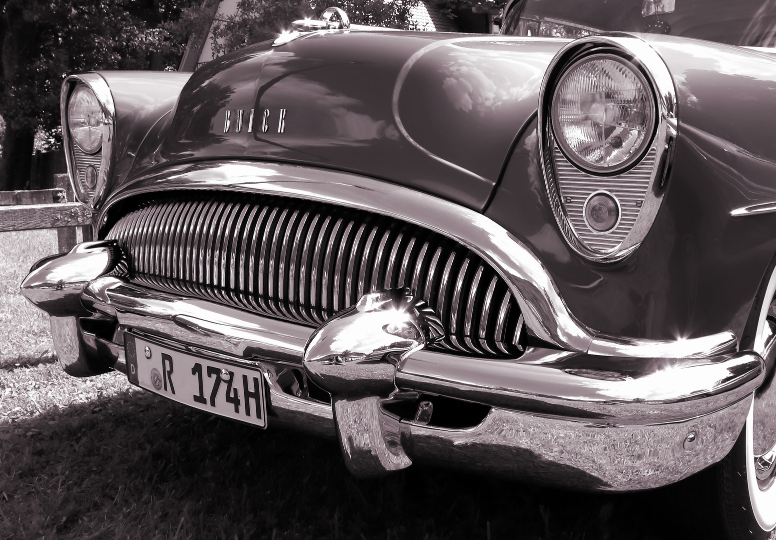 ´54 Buick spezial  .. noch so`n tolles Chromteil