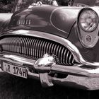 ´54 Buick spezial  .. noch so`n tolles Chromteil