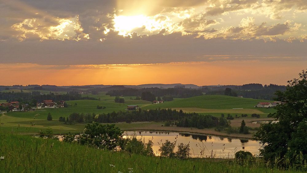 Dämmerung am See von Mme Britt