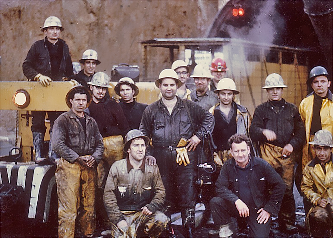 ** 55 Years ago, the forgotten Men building Australia / The Nightshift Crew **