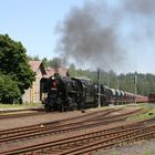 556 036 und 556 0506 im Bahnhof Kamenne Zehrovice