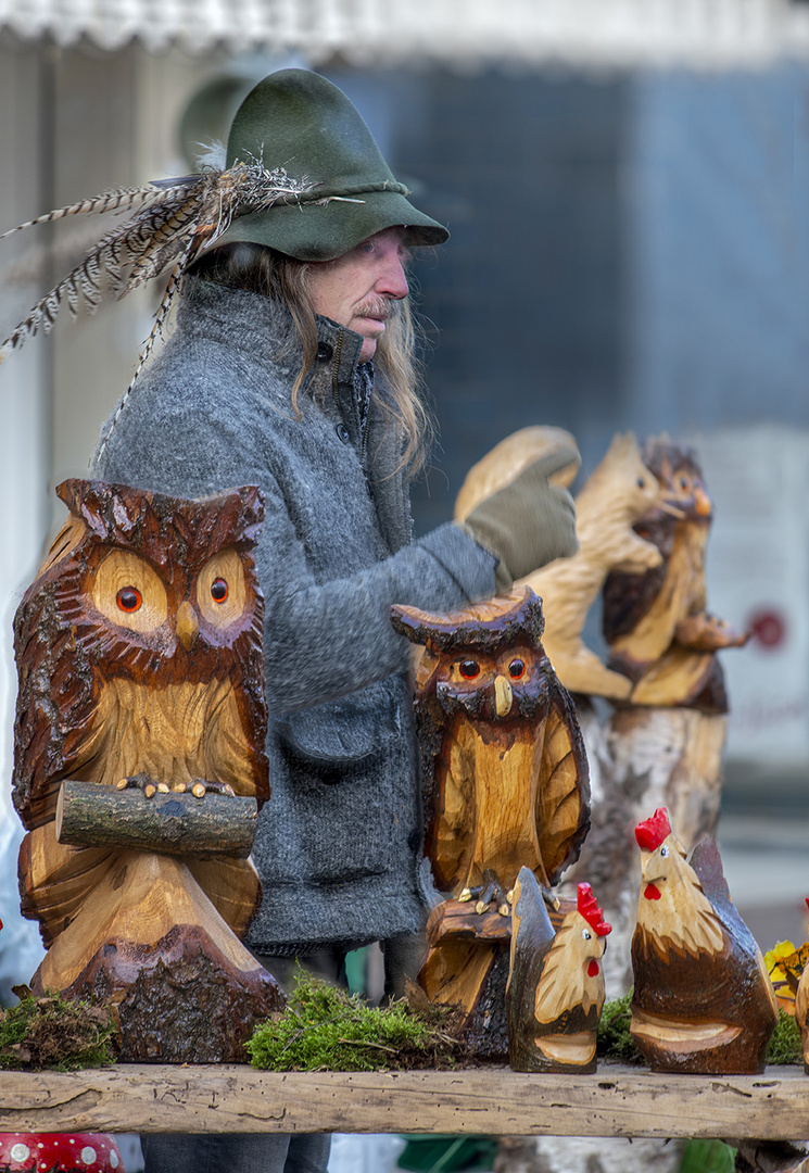 5642T-43T Holzfiguren Bauernmarkt Rinteln Street