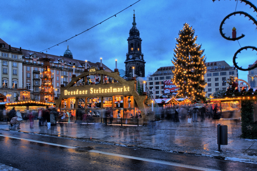 575. Striezelmarkt Dresden Foto & Bild karten und kalender