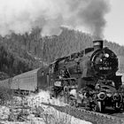 58 1040 mit Personenzug nahe Johanngeorgenstadt, Februar 1975