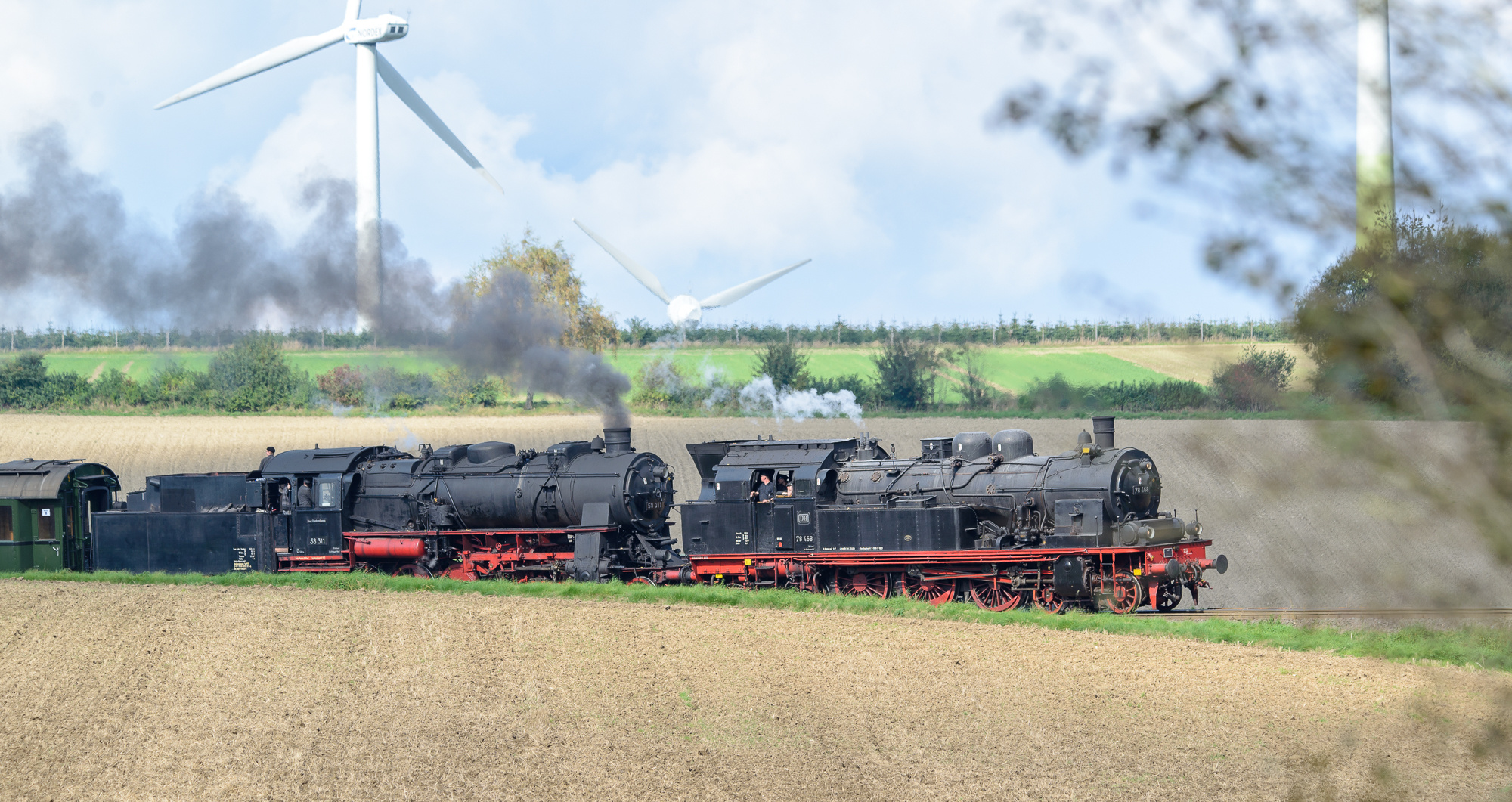 58 311 und 78 468 auf dem westfälischen Semmering 27. September 2014