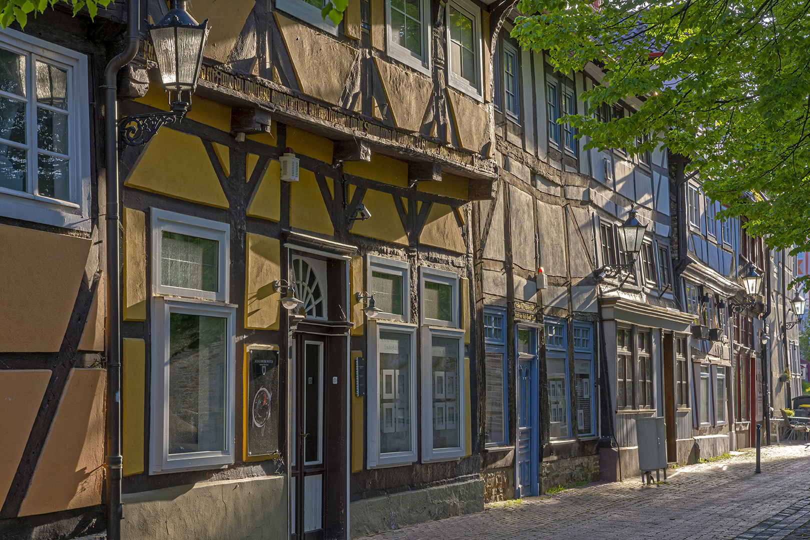 5899TZ Streiflicht Fachwerkhäuser am Kirchplatz Rinteln