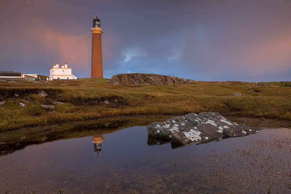 5D_MIV_49046_Spiegelung Leuchtturm_THF