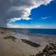 Mombasa Beach bei Ebbe und aufziehendem Regen