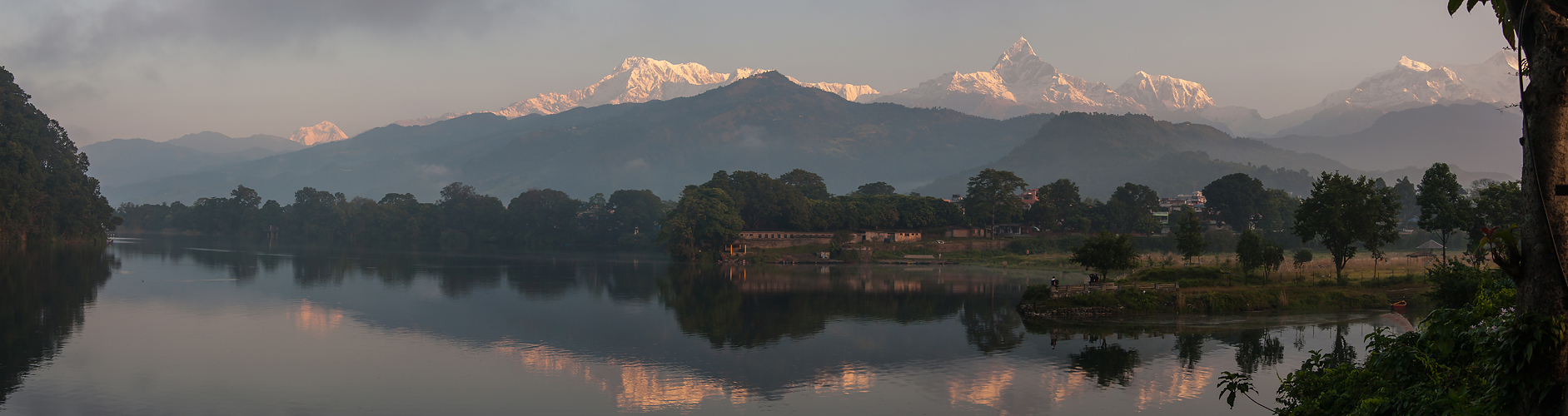 Phewa Lake in Pokhara (Nepal) von Dietrich Kunze
