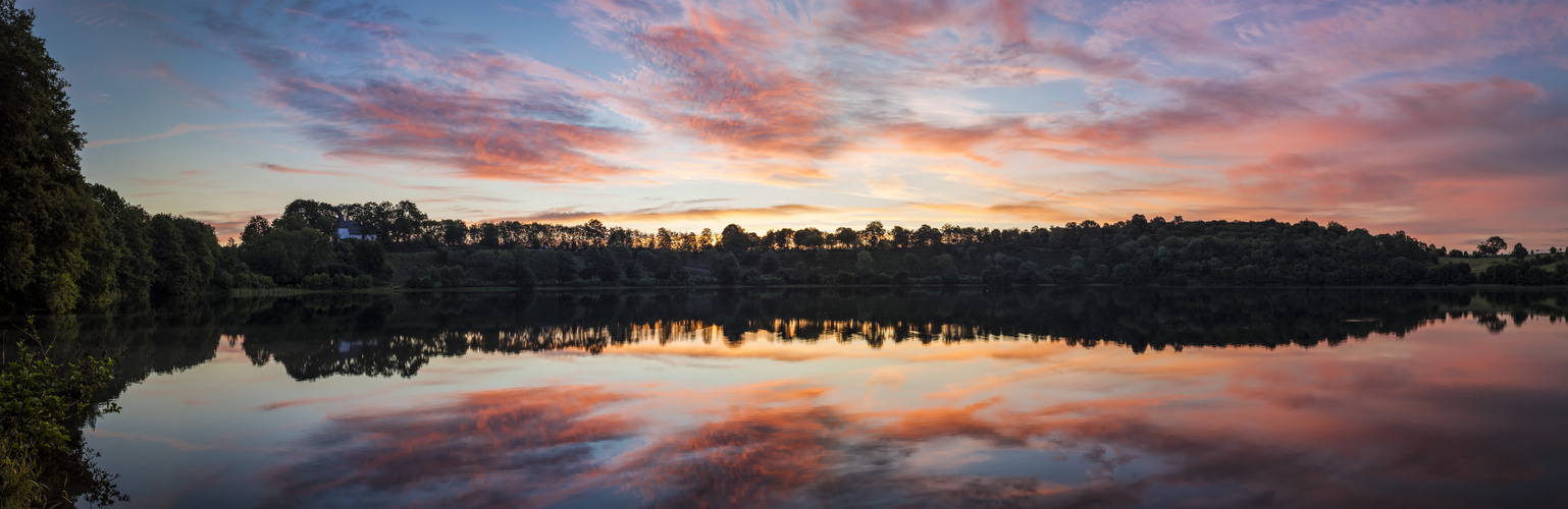 6. August 2015 6:10 Weinfelder Maar, Eifel