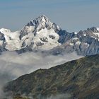 6 Berner Viertausender in ca. 50 km Entfernung und kein gestitchtes Panorama...