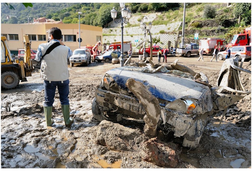 6) Ieri le esequie, oggi l' oblio ?