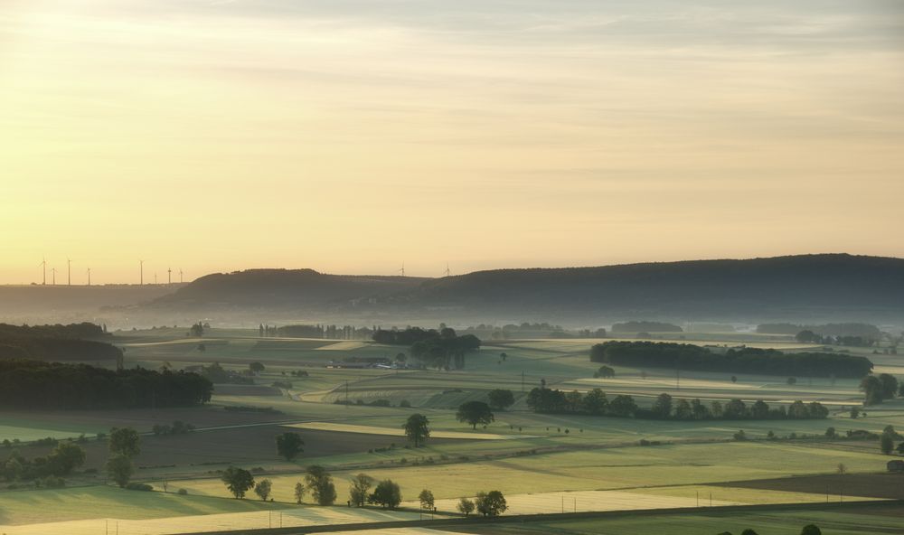 6 Uhr, Altmühlfranken erwacht.