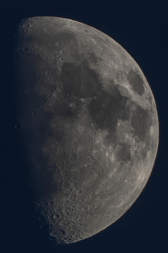 600mm Mond