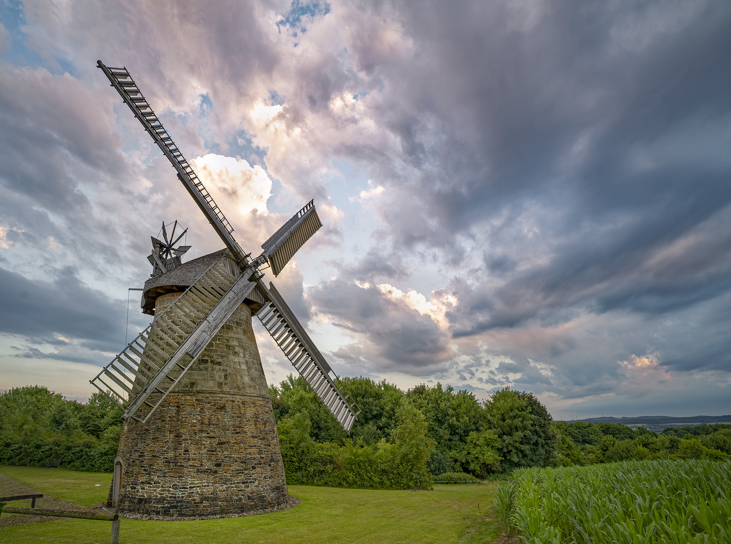 6174TZ Windmühle Eisbergen Abendstimmung