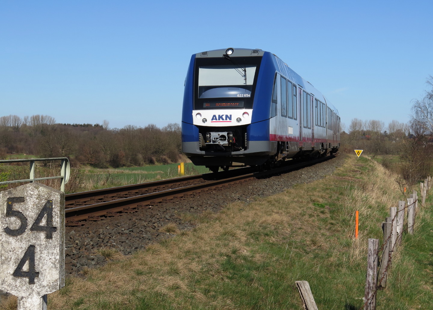 622 654 der AKN bei Großenaspe