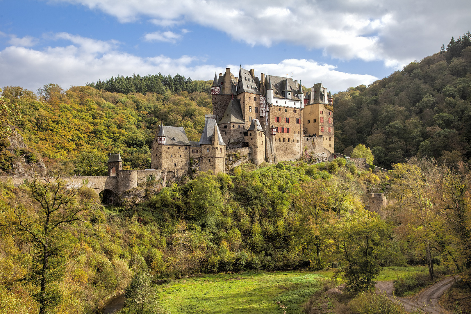 6221D Burg Eltz Herbst