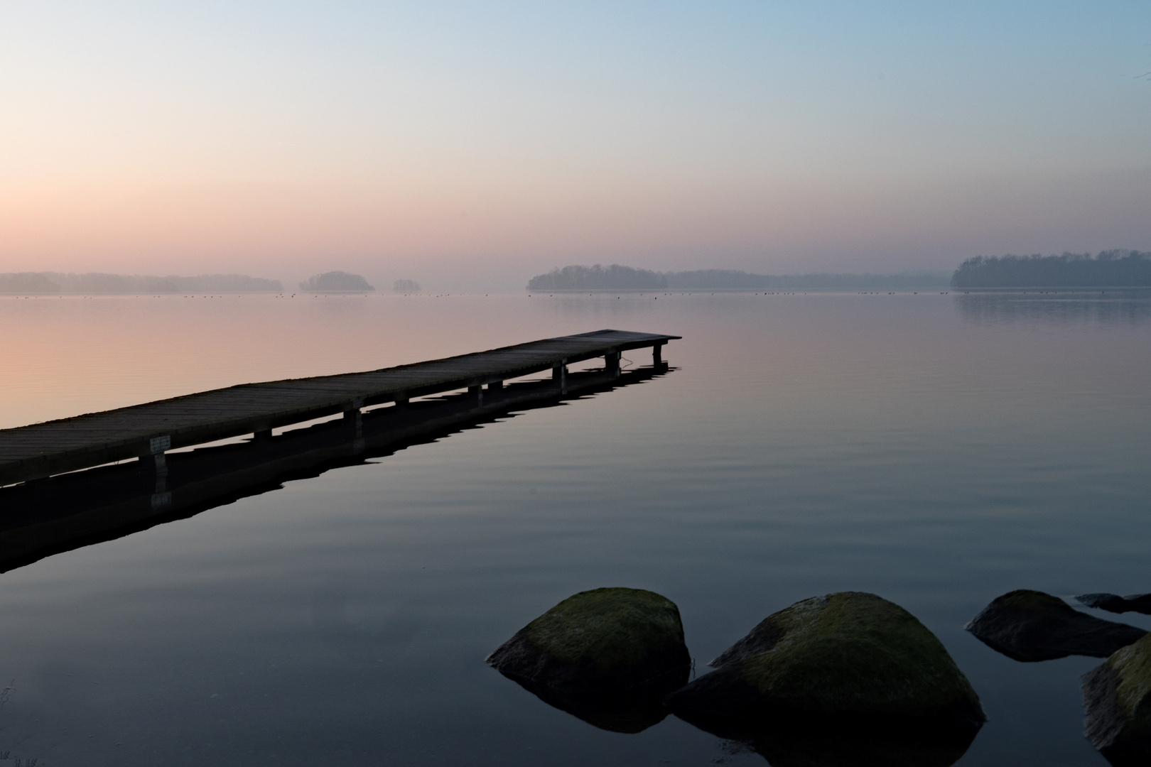 6.30 Uhr - kurz vor Sonnenaufgang am Plöner See