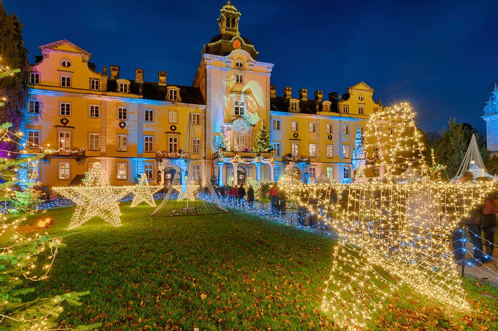 6345SB53SB Weihnachtszauber Schloss Bückeburg Foto & Bild