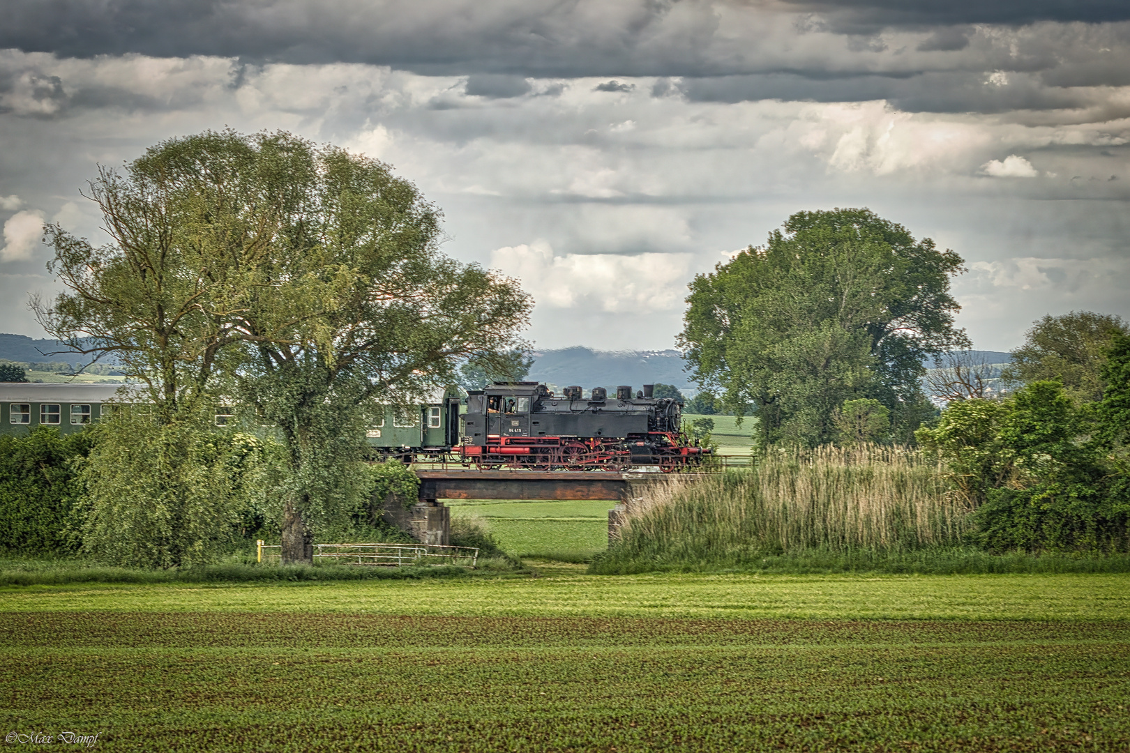 64  419 am 24.05.2022 zwischen Marktoffingen und Wallerstein...