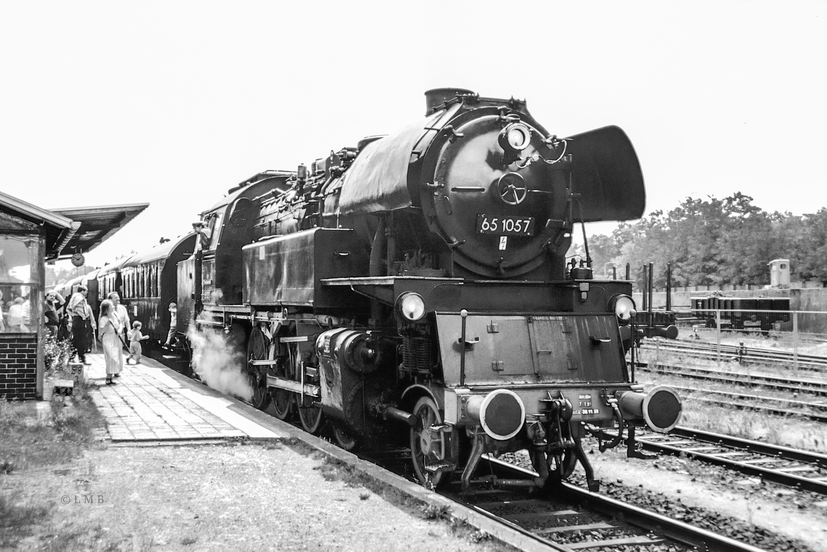 65 1057 in Basdorf