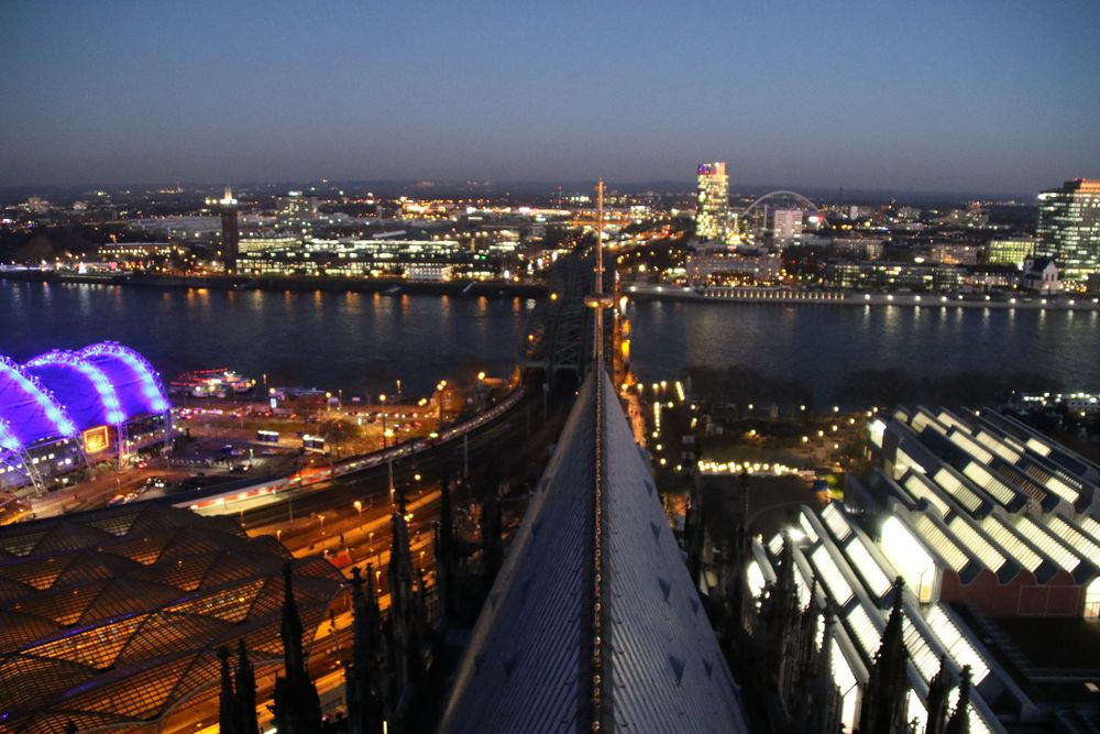 Blick vom Kölner Dom von Willfried Brunkhorst