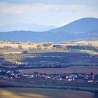 66 km Sicht zum Jeschken ( oben links) vom böhmischen Radebyl (Radebeule) vom 14.10. 11 und...