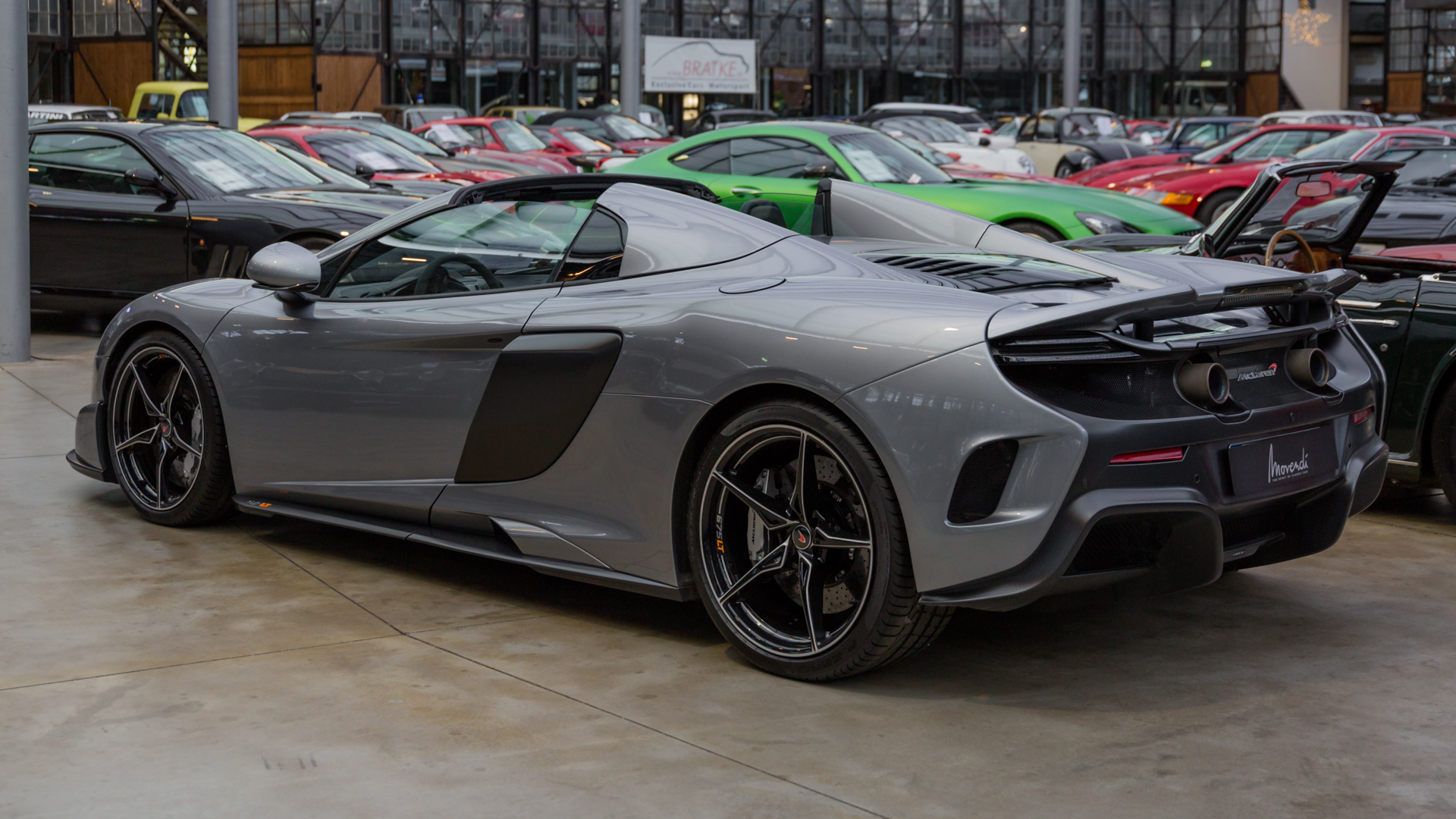 675 LT