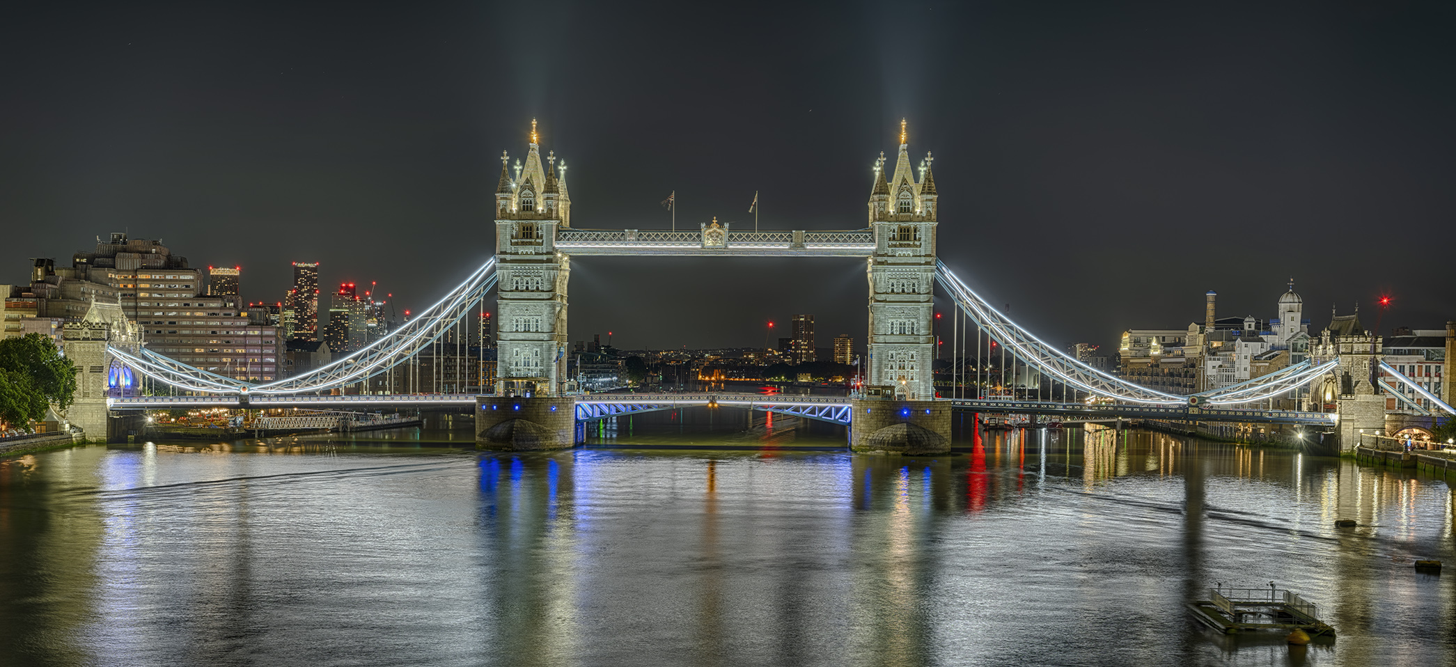 6792TZ-6800TZ Tower Bridge Nacht beleuchtet London England Panorama