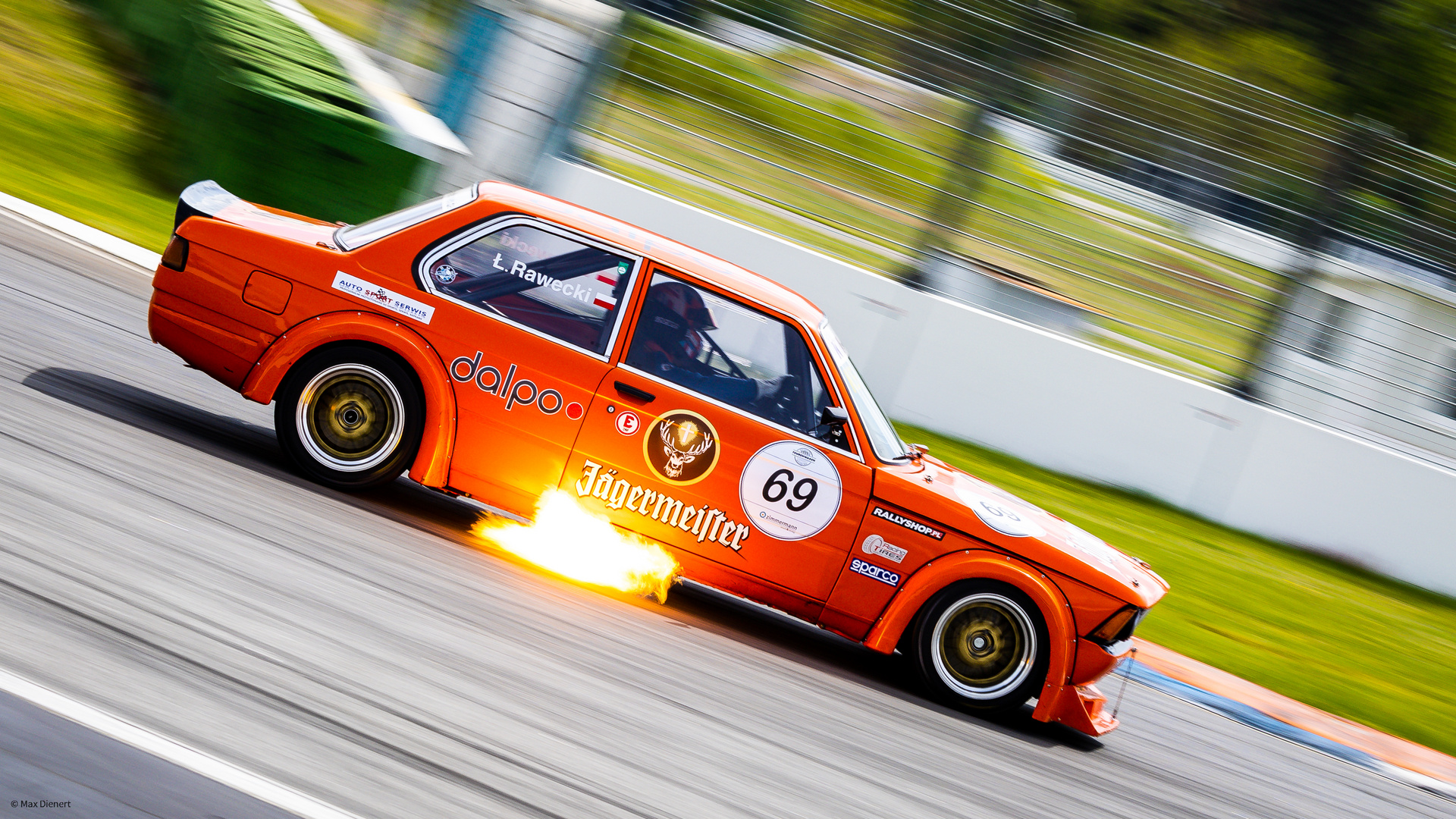 #69 BMW E21 320 - Lukasz Rawecki 