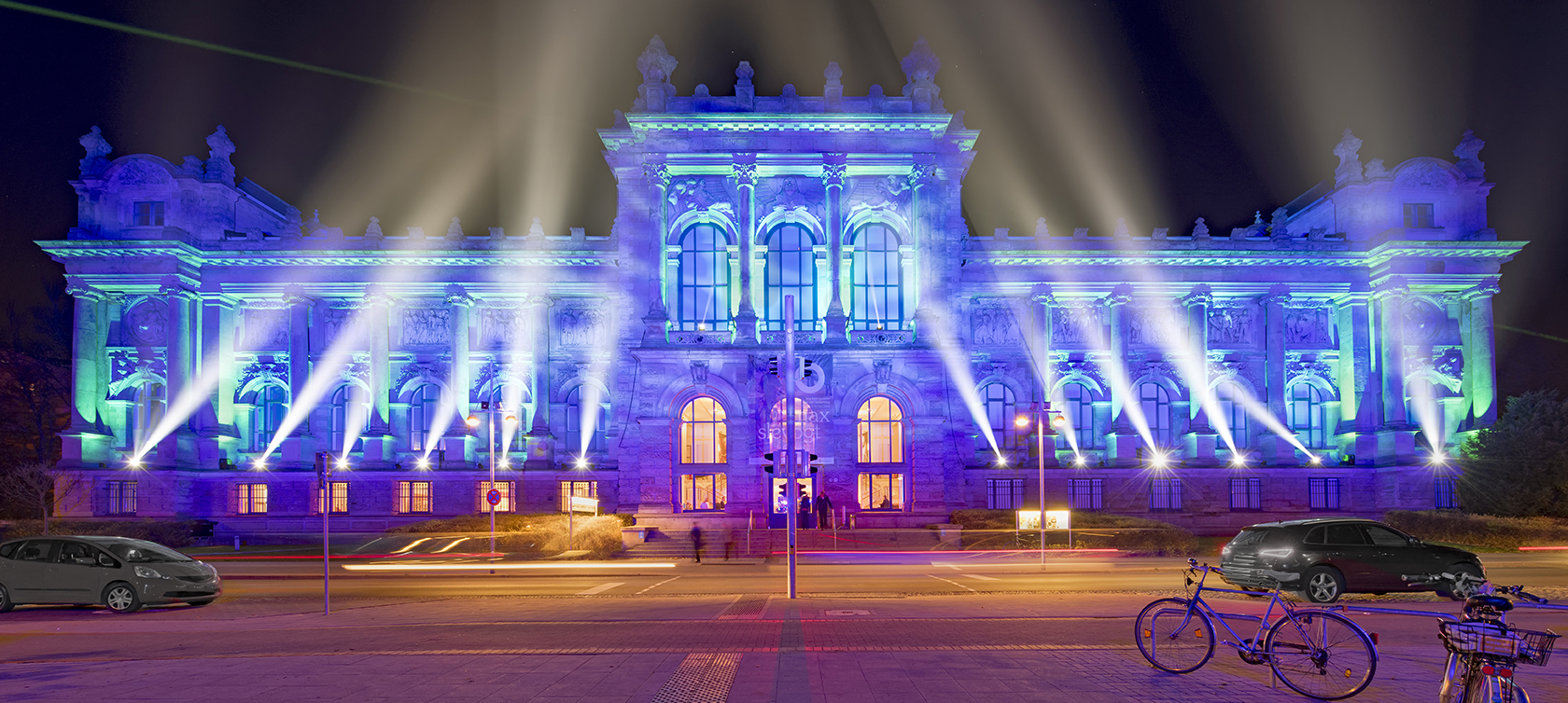 6901R Lichterfest Hannover Landesmuseum beleuchtet