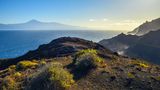 Felsenküste oberhalb Hermigua - La Gomera von 13vier.fotografie - Rüdiger Schmidt