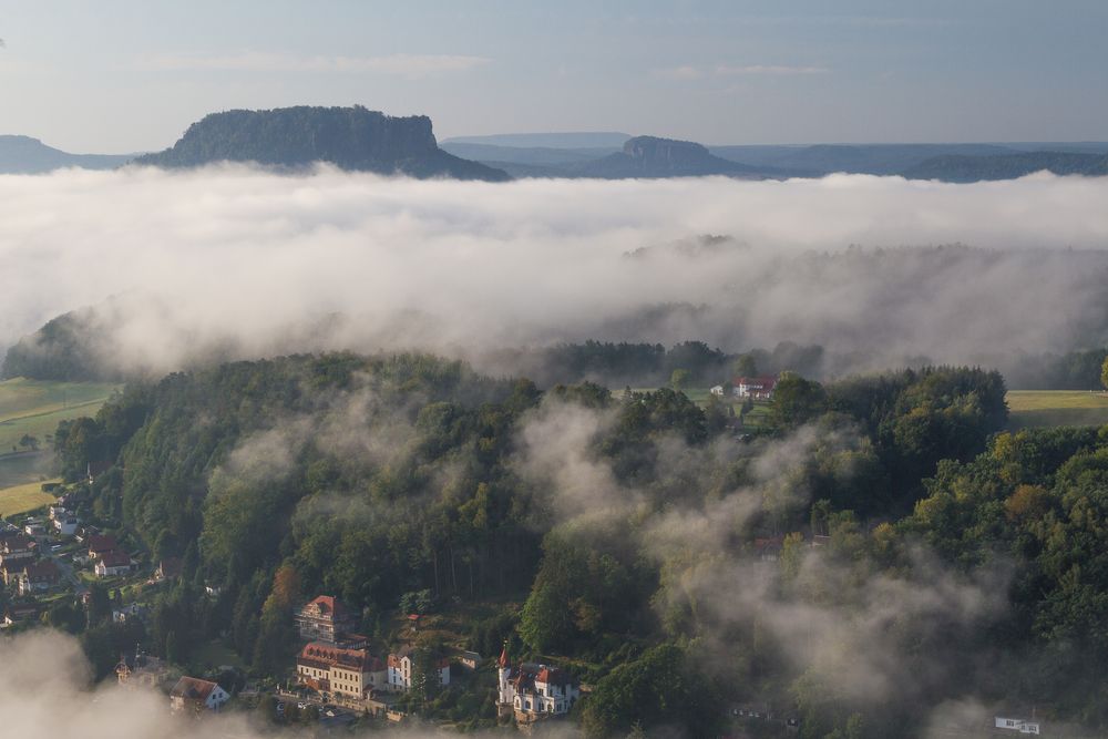 Frühnebel im Elbsandsteingebirge von Gotti.H