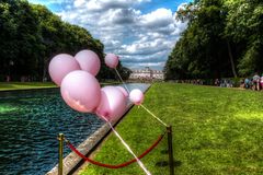 7 Luftballons im Schlosspark