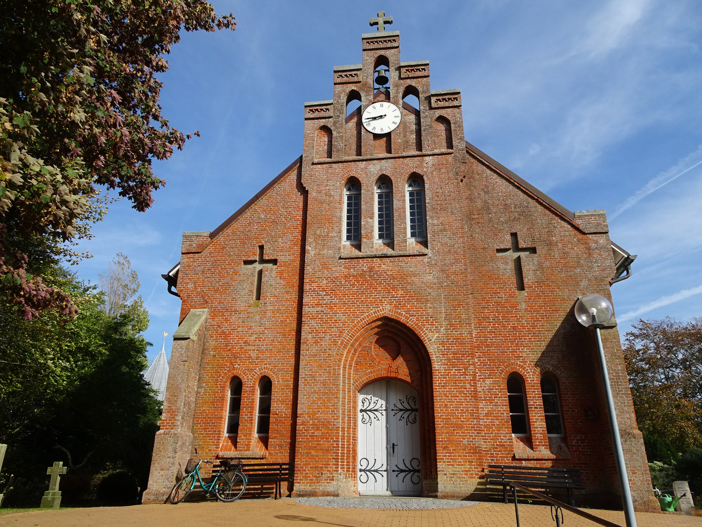 (7) Neue Kirche