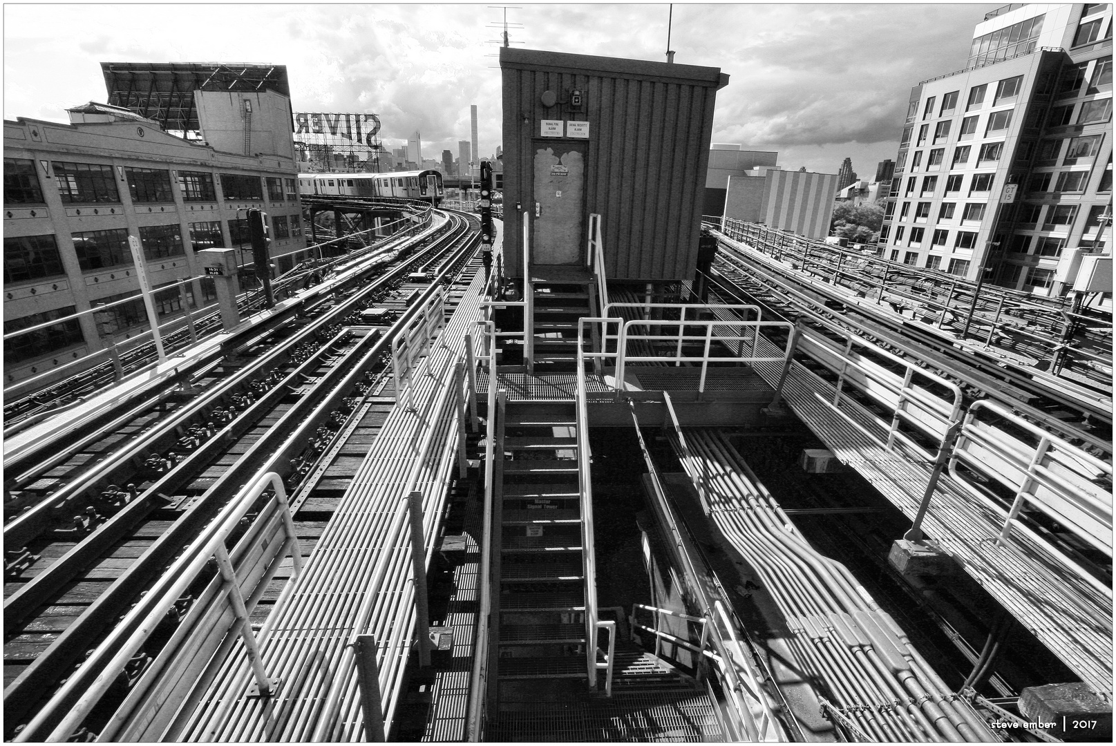 7-Scape No. 12 - Flushing-Bound 7 Train Approaches Queensboro Plaza Station