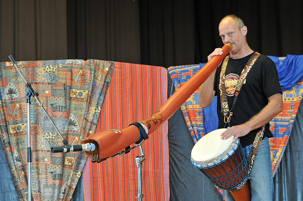 7. Südhessisches Trommelfest: Didgeridoo – das Instrument braucht Platz