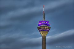 70 jahre NRW am Rheinturm in Düsseldorf ... 