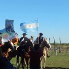 7.000 km a caballo llevando solidaridad , cultura y tradicion