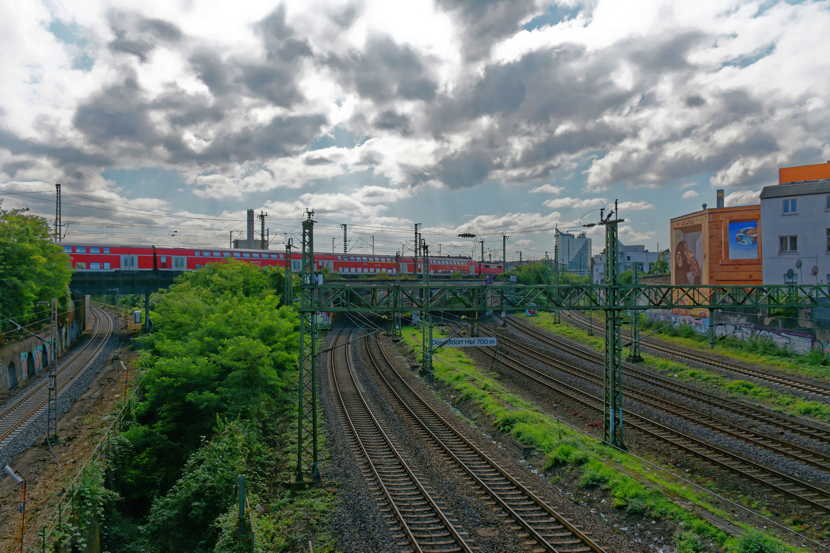 700m bis zum Hauptbahnhof Düsseldorf