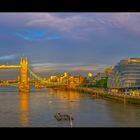 7067TZ - 68TZ Towerbridge London  City Hall Abendstimmung Panorama