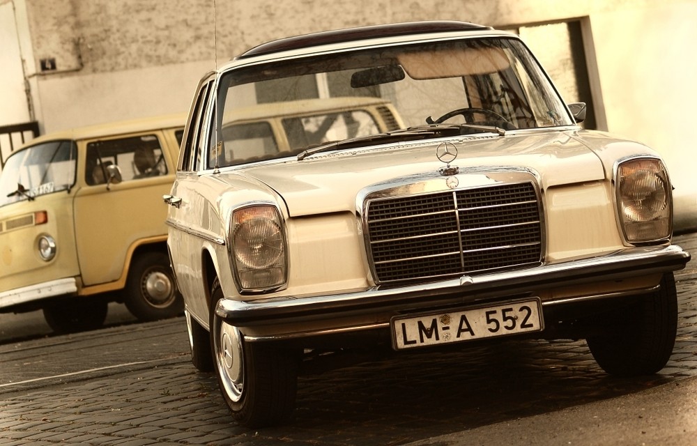 '71 Mercedes Benz Strichacht